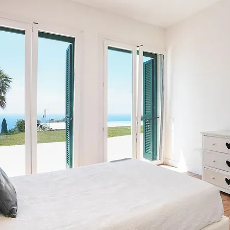 Villa Luxe - Pool, Parking, And Tennis
